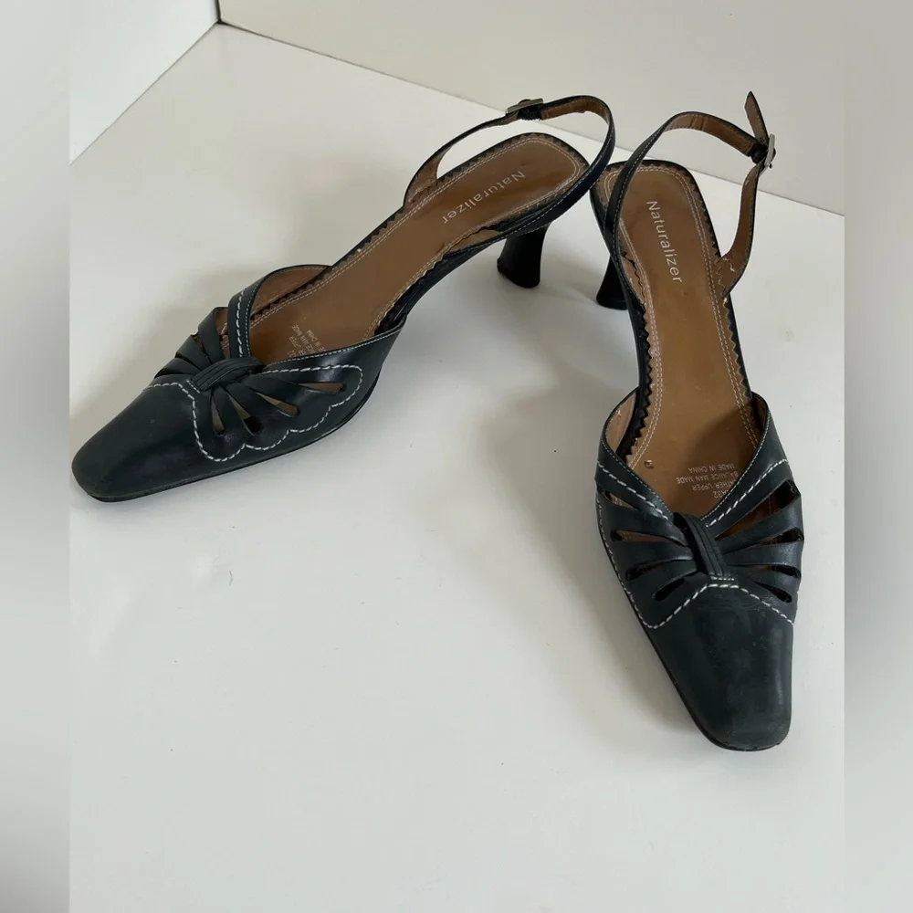 Naturalized Navy Leather Sling -back Pumps size 7 1/2. - Picture 2 of 9